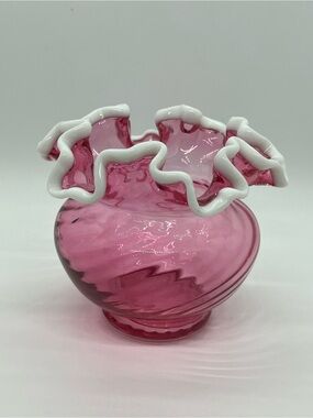 Vtg Fenton Cranberry Swirl Snow Crest Ruffle Top Vase 4” Tall Circa 1950’s